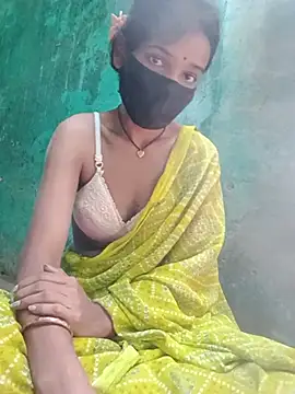Snapshot of Desi_Couple_P chatting on July 26, 2026, 12:50 am Desi Couple P online show from July 26, 2026, 12:50 am