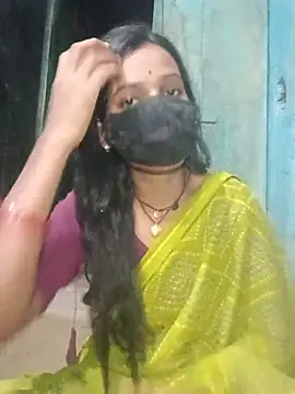 Snapshot of Desi_Couple_P chatting on May 27, 2026, 3:41 pm Desi Couple P online show from May 27, 2026, 3:41 pm