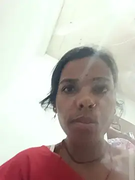 Snapshot of Desi_Couple_P chatting on August 6, 2026, 12:05 am Desi Couple P online show from August 6, 2026, 12:05 am