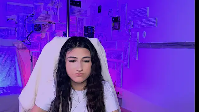 Snapshot of TerezaRobinson chatting on February 15, 2026, 8:30 pm TerezaRobinson online show from February 15, 2026, 8:30 pm