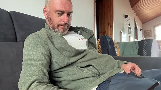 marcovik1 online show from March 20, 2026, 11:44 am