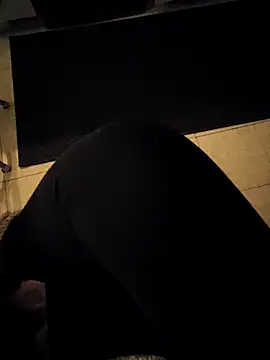 Ginevra01 online show from April 1, 2026, 6:49 pm