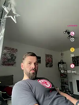 Snapshot of xxxsharkexxx chatting on May 19, 2026, 6:42 am xxxsharkexxx online show from May 19, 2026, 6:42 am
