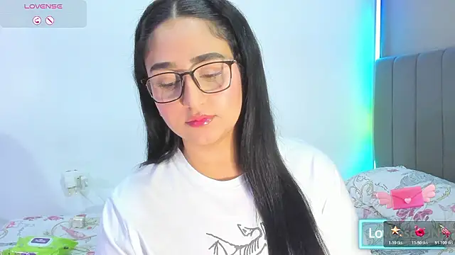 Curvy sweet online show from February 25, 2026, 12:22 am