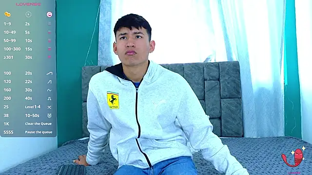 NicolasTorrez online show from February 12, 2026, 7:46 pm