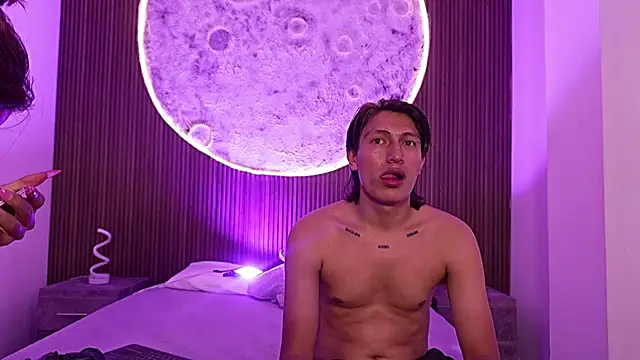 Snapshot of MarcoAndAllice chatting on February 25, 2026, 11:15 pm MarcoAndAllice online show from February 25, 2026, 11:15 pm