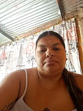Juli Powl online show from June 15, 2026, 12:27 pm