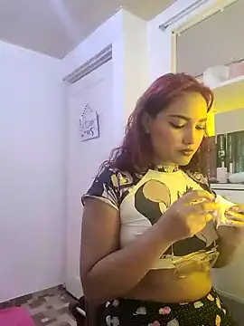 Snapshot of Aleja_Sammy chatting on February 27, 2026, 4:29 pm Aleja Sammy online show from February 27, 2026, 4:29 pm