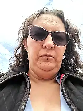  Saraqueen online show from February 20, 2026, 3:25 pm