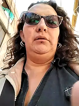  Saraqueen online show from February 27, 2026, 3:23 pm