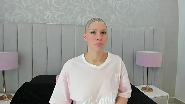 Raven1fox online show from March 15, 2026, 2:24 pm