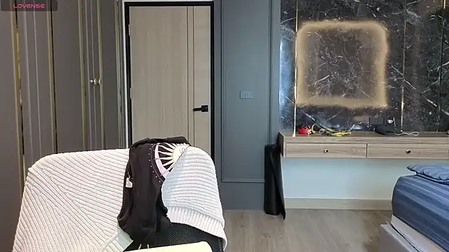 Alittleasaingirl online show from March 27, 2026, 1:25 am