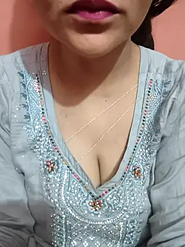 MAHISHETTI online show from February 15, 2026, 7:09 am