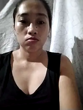 Snapshot of Latina_29 chatting on February 14, 2026, 3:40 am Latina 29 online show from February 14, 2026, 3:40 am
