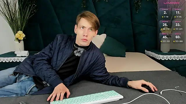 Erick Wilson online show from November 30, 2025, 6:03 am