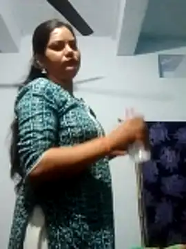 Snapshot of Anushka_Singh0 chatting on March 3, 2026, 1:12 am Anushka Singh0 online show from March 3, 2026, 1:12 am