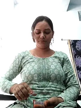 Anushka Singh0 online show from May 26, 2026, 4:32 am