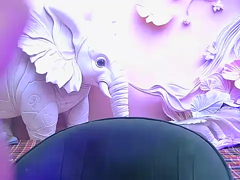 Bold-latinaa online show from March 20, 2026, 10:27 am