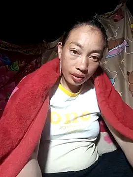 Susuu5790 online show from April 18, 2026, 7:58 pm