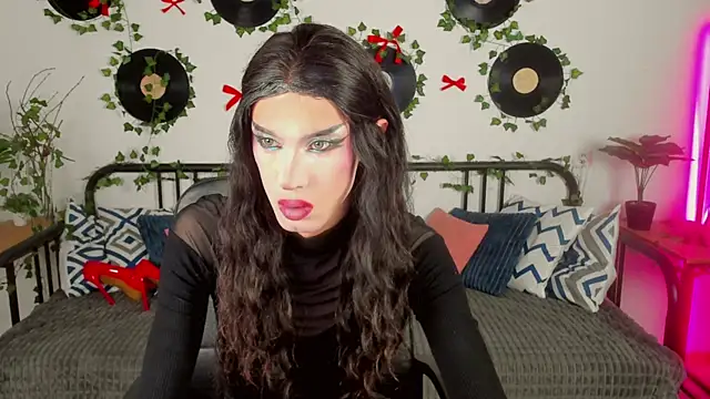 MadisonEsprit online show from April 4, 2026, 5:03 am