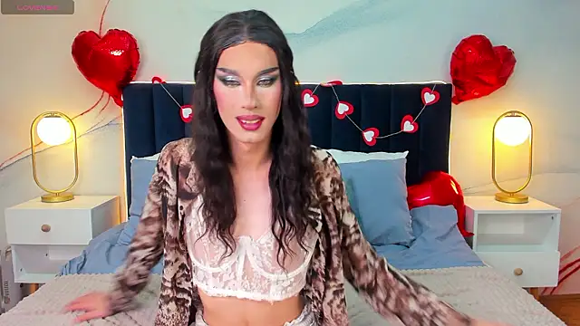 Snapshot of MadisonEsprit chatting on February 17, 2026, 10:12 am MadisonEsprit online show from February 17, 2026, 10:12 am