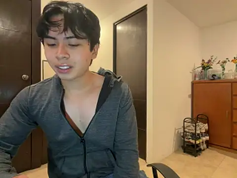 BentoBoxxx online show from March 22, 2026, 3:43 am