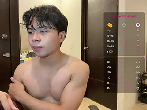 Snapshot of BentoBoxxx chatting on May 18, 2026, 1:17 am BentoBoxxx online show from May 18, 2026, 1:17 am