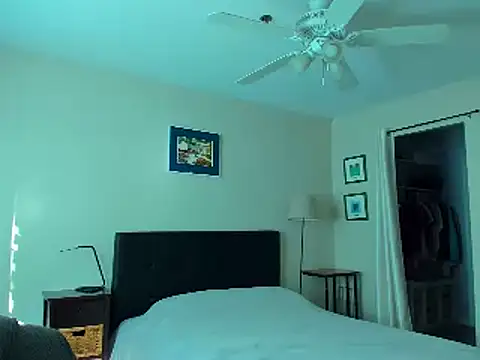 i love iva online show from March 1, 2026, 11:05 pm