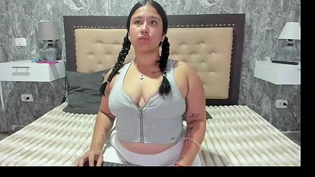 Snapshot of Daphne_sweett chatting on February 25, 2026, 11:21 am Daphne sweett online show from February 25, 2026, 11:21 am