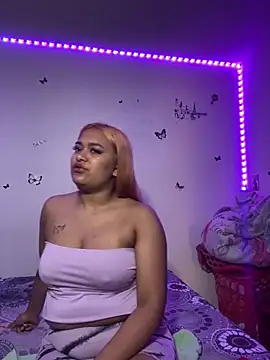 Snapshot of Alicefetishxxx chatting on March 3, 2026, 12:45 pm Alicefetishxxx online show from March 3, 2026, 12:45 pm