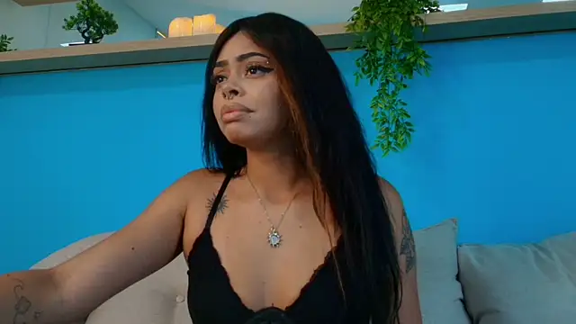 Snapshot of Pauline_Clark chatting on February 25, 2026, 8:30 pm Pauline Clark online show from February 25, 2026, 8:30 pm