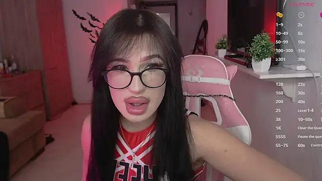 Snapshot of ShayL1sse chatting on March 2, 2026, 10:22 am ShayL1sse online show from March 2, 2026, 10:22 am