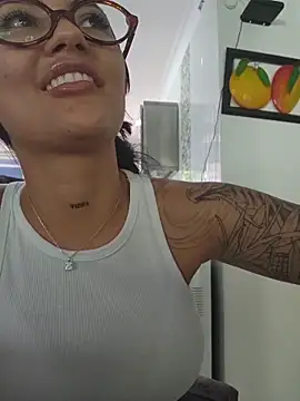 Roma xxx online show from April 11, 2026, 9:07 pm