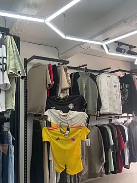 Miss Bella Flame online show from April 22, 2026, 6:36 pm