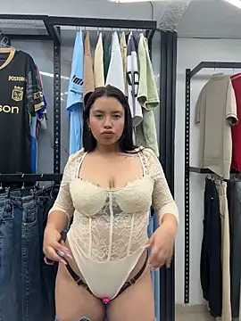 Miss Bella Flame online show from April 20, 2026, 5:03 pm