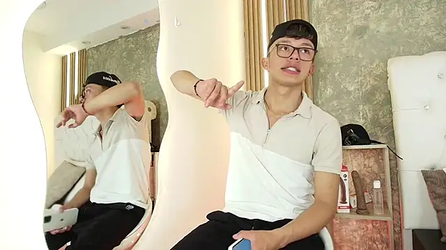 Dark Nico online show from March 29, 2026, 3:52 am