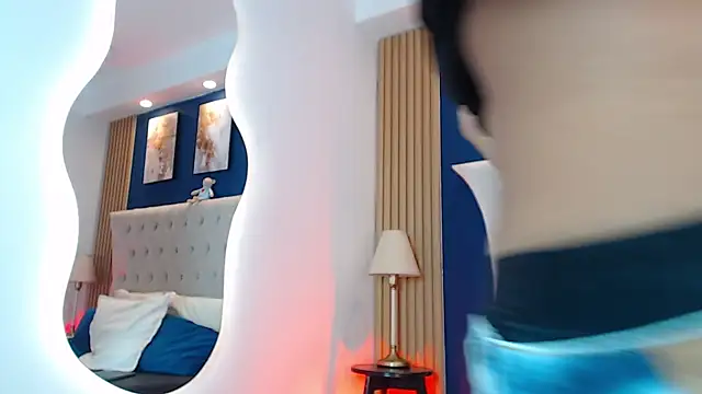 Snapshot of Dark_Nico chatting on February 17, 2026, 4:10 am Dark Nico online show from February 17, 2026, 4:10 am