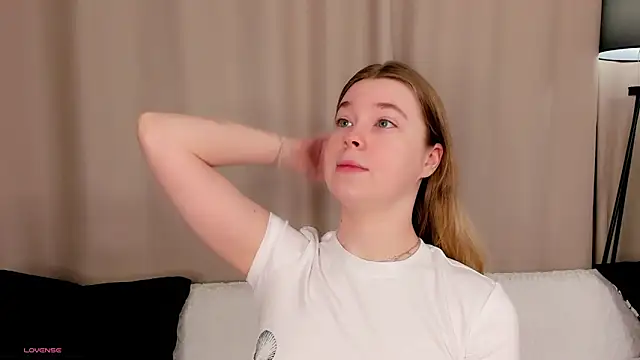 Snapshot of MaraaSwan chatting on February 26, 2026, 1:16 am MaraaSwan online show from February 26, 2026, 1:16 am