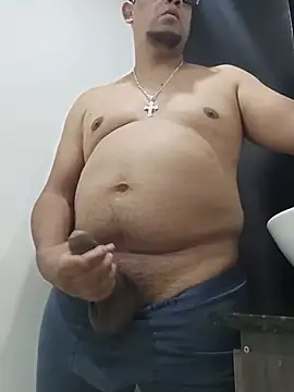 Snapshot of gordogruesa chatting on May 23, 2026, 1:15 am gordogruesa online show from May 23, 2026, 1:15 am