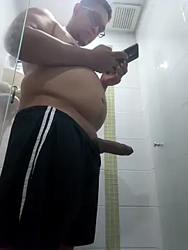 gordogruesa online show from March 1, 2026, 4:12 am