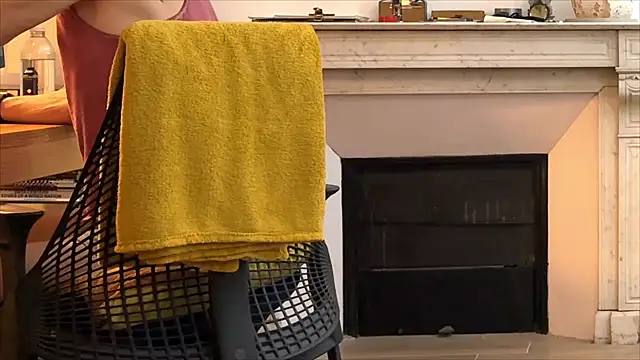 irohsako online show from April 6, 2026, 11:06 pm