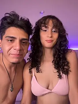 Snapshot of abrilandjulian chatting on March 18, 2026, 12:08 pm abrilandjulian online show from March 18, 2026, 12:08 pm