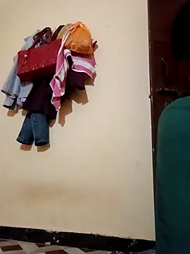 Snapshot of BIG_KRISHMA_NENA chatting on April 4, 2026, 3:40 pm BIG KRISHMA NENA online show from April 4, 2026, 3:40 pm