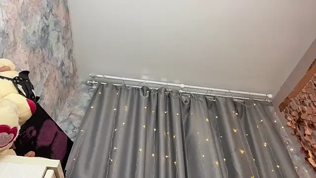 riierra online show from April 8, 2026, 7:21 am