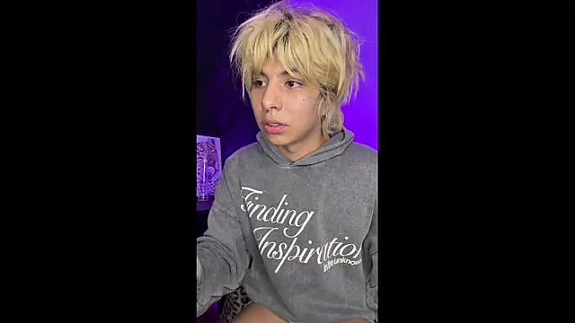 prince oliverr online show from April 3, 2026, 5:03 am