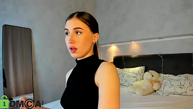 Snapshot of Emily_Lews chatting on March 3, 2026, 1:12 am Emily Lews online show from March 3, 2026, 1:12 am