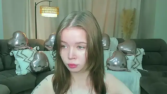 Violetta  Dreams online show from March 17, 2026, 4:37 am