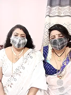 Snapshot of Kannadasexywifes chatting on June 20, 2026, 7:13 am Kannadasexywifes online show from June 20, 2026, 7:13 am