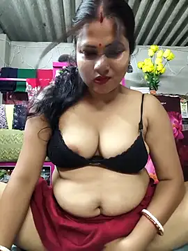 Snapshot of Kiya_6543 chatting on May 5, 2026, 6:22 pm Kiya 6543 online show from May 5, 2026, 6:22 pm