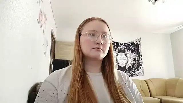 Snapshot of AnikaLipps chatting on July 12, 2026, 2:40 pm AnikaLipps online show from July 12, 2026, 2:40 pm